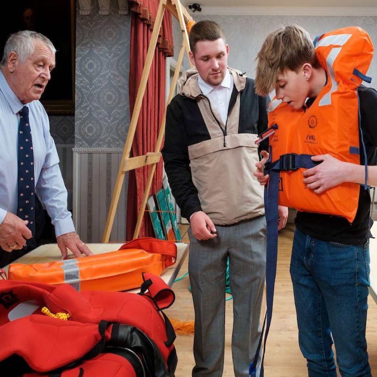 Lifejacket and safety skills on Maritime Futures