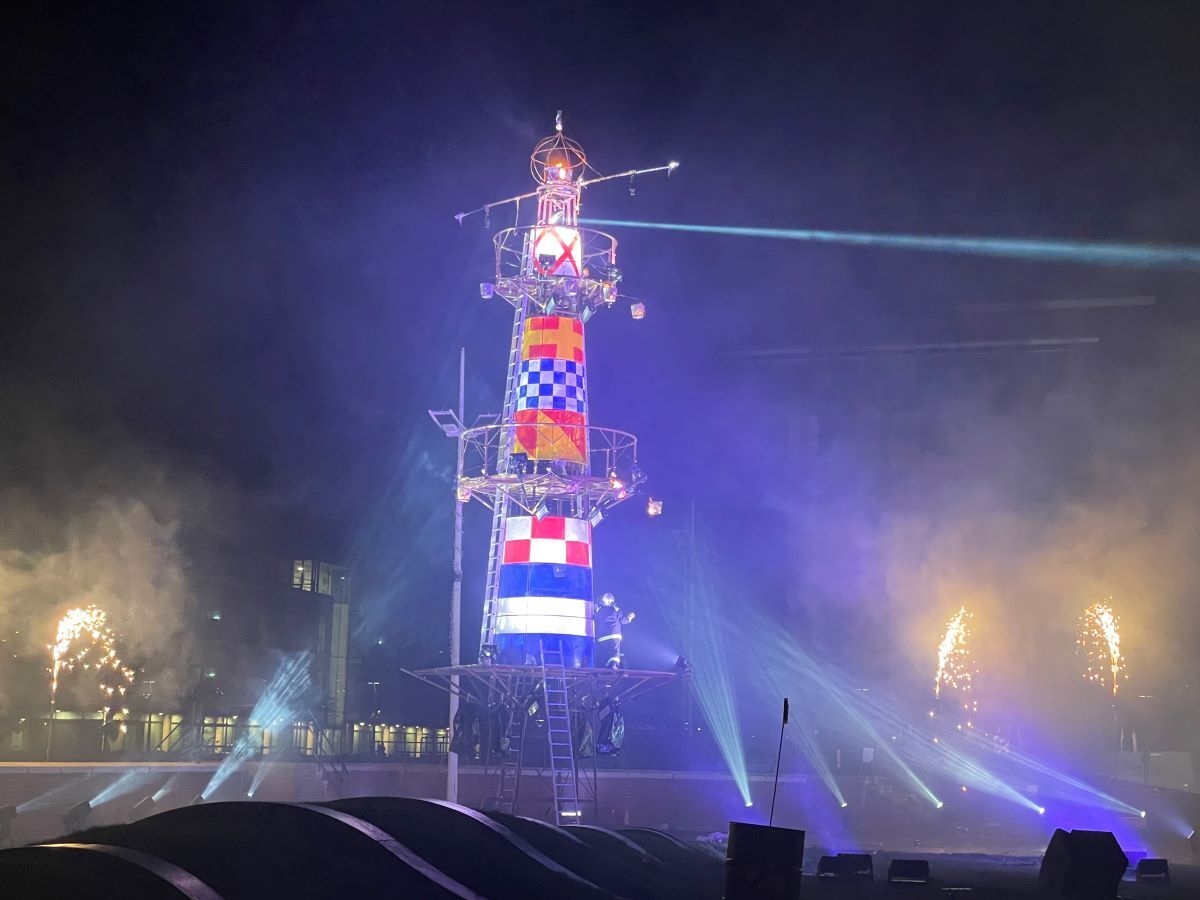 Tower of Light illuminates Hull Marina